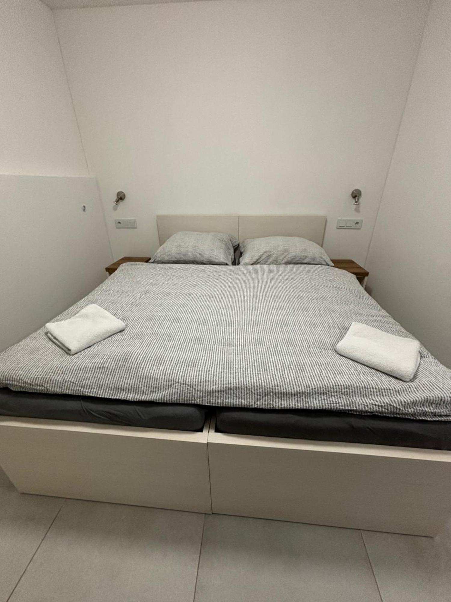 Apartmany Plzen Rolnicke Namesti 8 Esterno foto